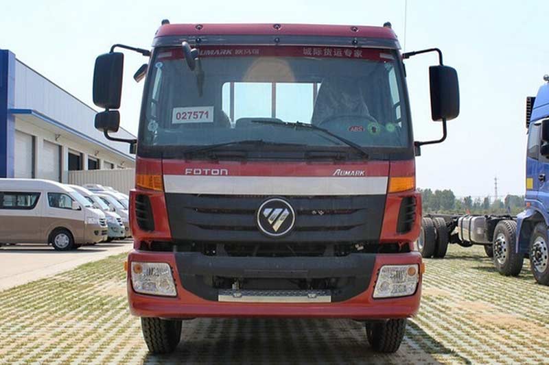 福田歐馬可5系 中卡 170馬力 4X2 6.75米排半欄板載貨車(BJ1169VKPEK-FA)