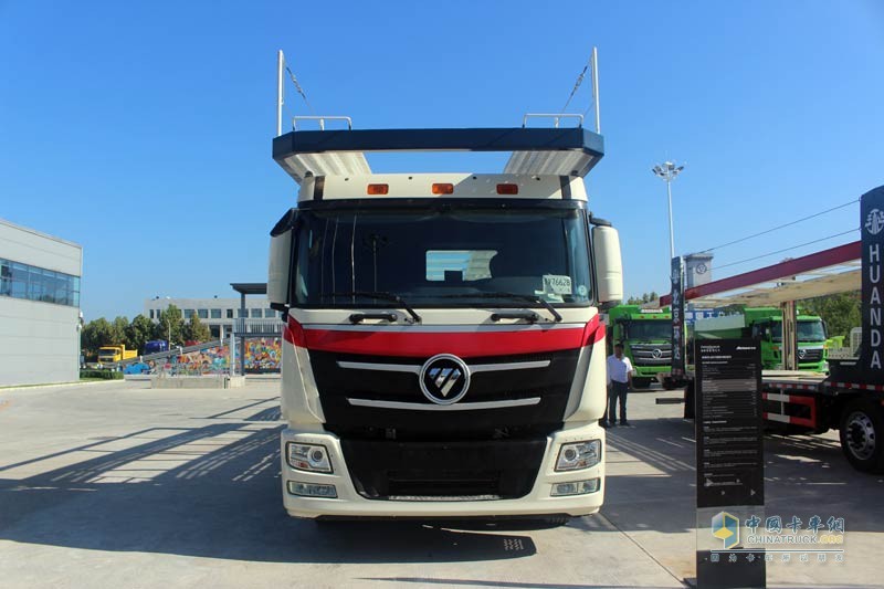 緊追新版GB1589 福田戴姆勒與中都物流簽訂千臺中置軸轎運(yùn)車