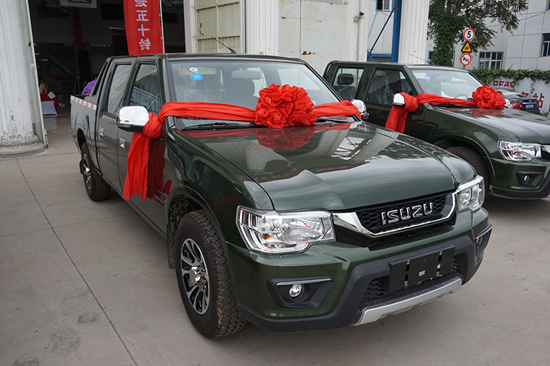 慶鈴五十鈴汽車 TF185 新款皮卡兩驅(qū) （4KH1CT發(fā)動機(jī)）98馬力