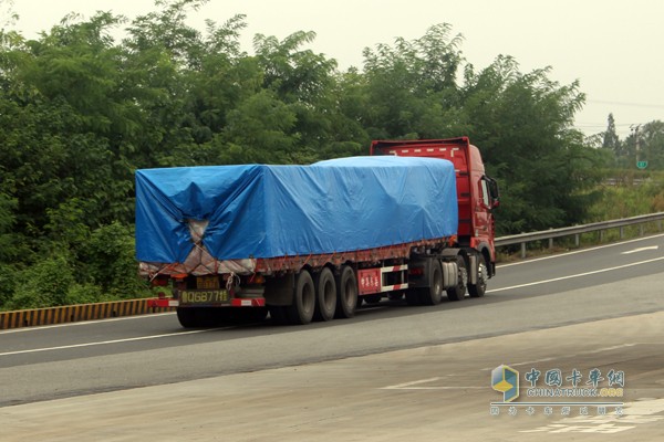 李傳龍車隊中的T7H