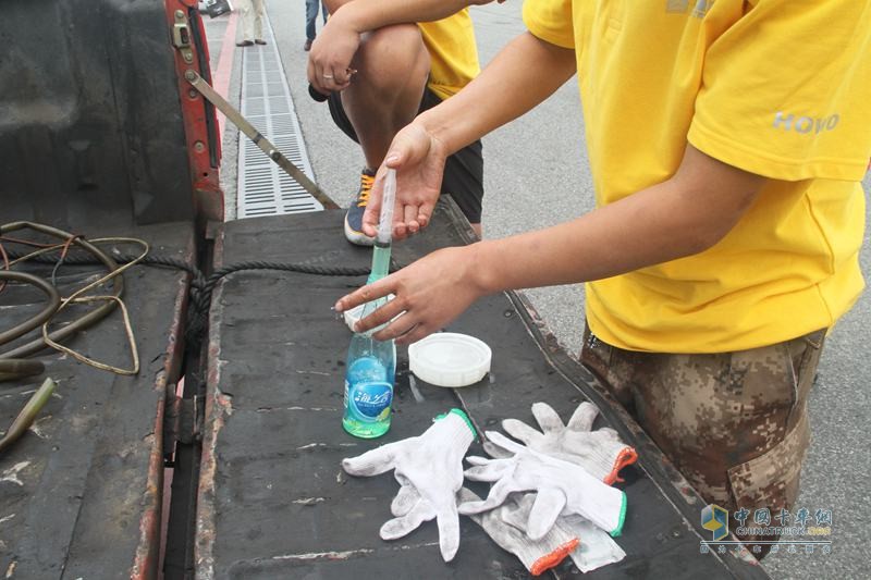 場內場外都精彩 重汽首屆節(jié)油賽成都落幕