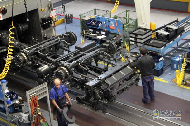 奔馳卡車德國(guó)行：這么造Actros 探訪梅賽德斯-奔馳沃爾特工廠