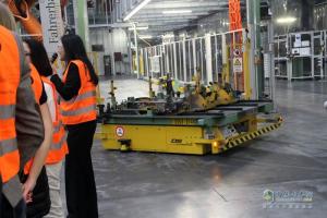 奔馳卡車德國(guó)行：這么造Actros 探訪梅賽德斯-奔馳沃爾特工廠