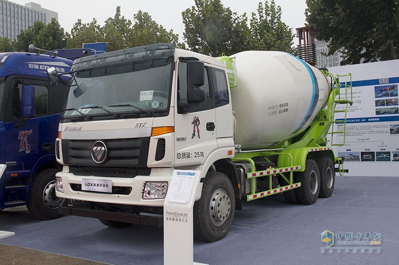 大馬力時(shí)代降臨 福田展臺(tái)主打歐曼超能版