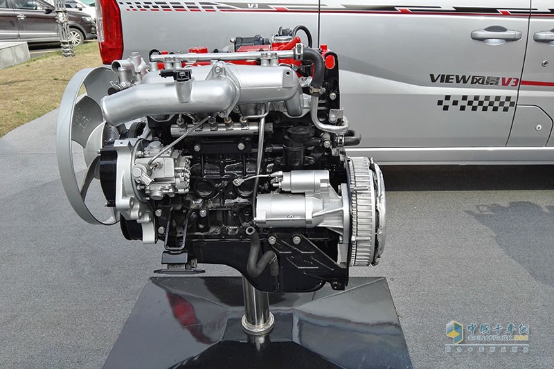 一汽解放 新J6P重卡 500馬力 6X4 國(guó)五牽引車(chē)(CA4250P66K25T1A1E5)