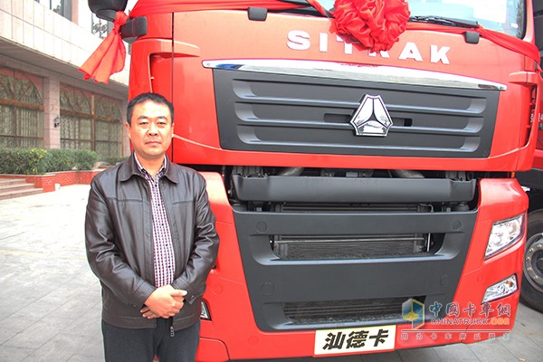 河南華鎰汽車(chē)貿(mào)易有限公司的總經(jīng)理丁存華