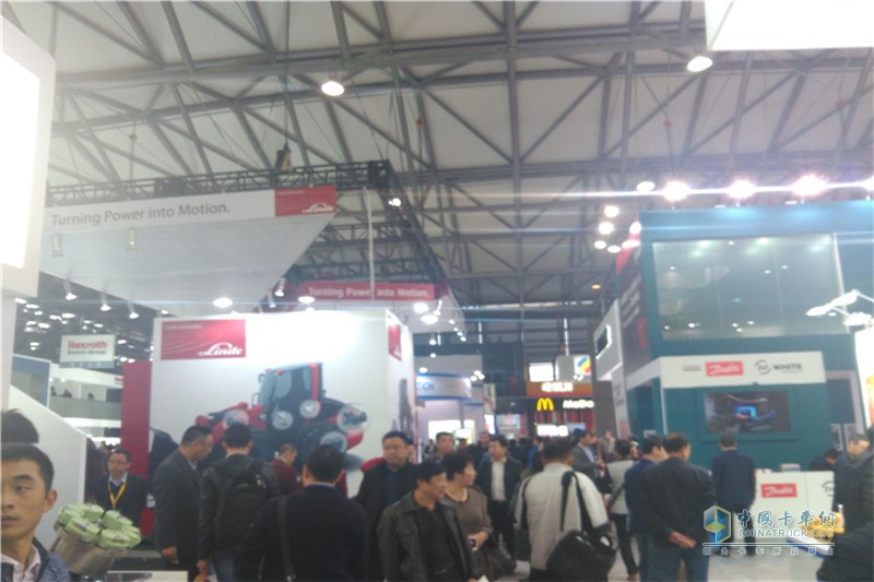 陜汽重卡 德龍新M3000 加強(qiáng)版 310馬力 4X2 國(guó)四牽引車(SX4186GN361)