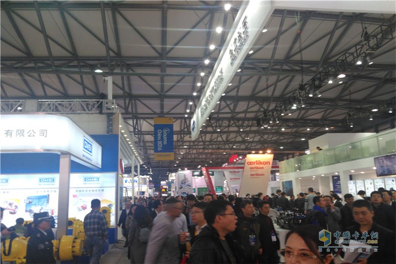 陜汽重卡 德龍新M3000 加強(qiáng)版 310馬力 4X2 國(guó)四牽引車(SX4186GN361)