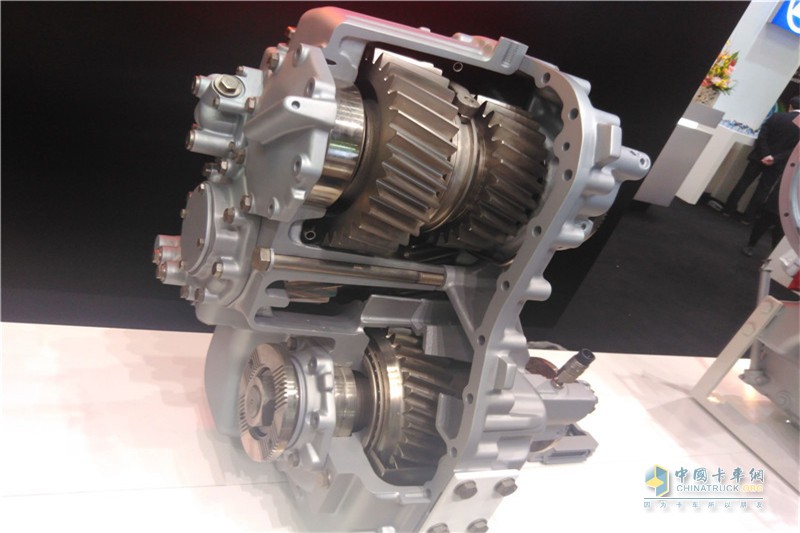 陜汽重卡 德龍新M3000 加強(qiáng)版 310馬力 4X2 國(guó)四牽引車(SX4186GN361)