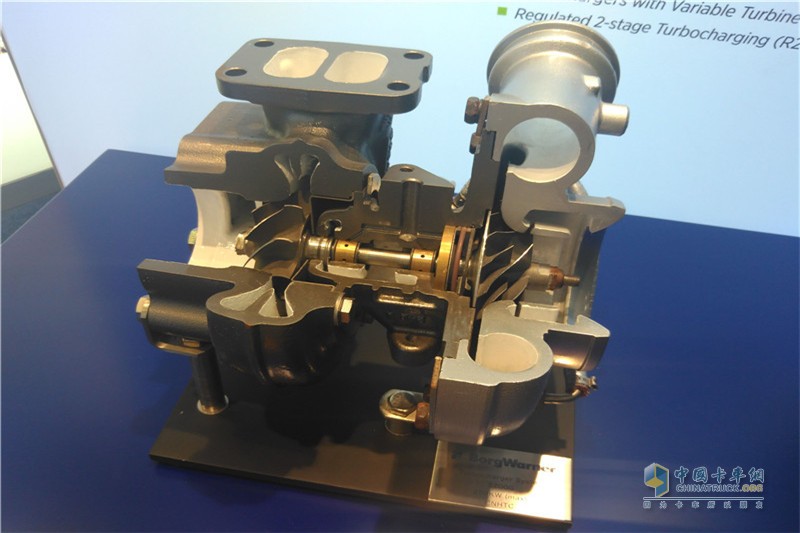 陜汽重卡 德龍新M3000 加強(qiáng)版 310馬力 4X2 國(guó)四牽引車(SX4186GN361)