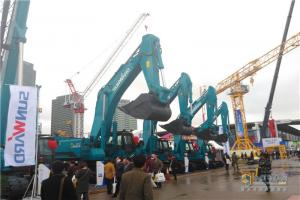 2016上海寶馬展 場(chǎng)外產(chǎn)品各個(gè)都要上天啊