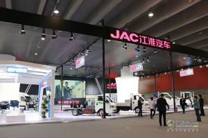 2016廣州車(chē)展匯聚眾多卡車(chē)企業(yè)  主打車(chē)型悉數(shù)亮相
