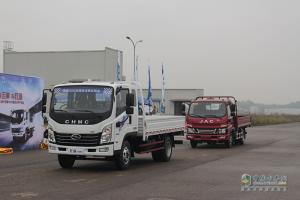 四川現(xiàn)代 致道300M 129馬力 排半欄板輕卡