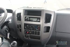 四川現(xiàn)代 致道300M 129馬力 排半欄板輕卡