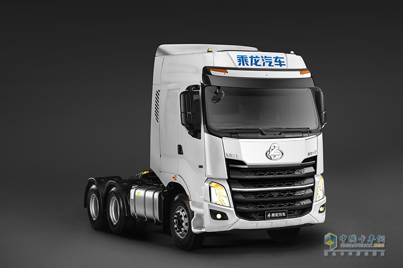 乘龍H7 6X2牽引車