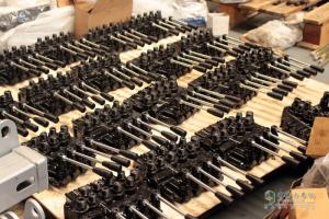 主攻中置軸轎運車 一汽解放與天津勞爾簽署戰(zhàn)略合作