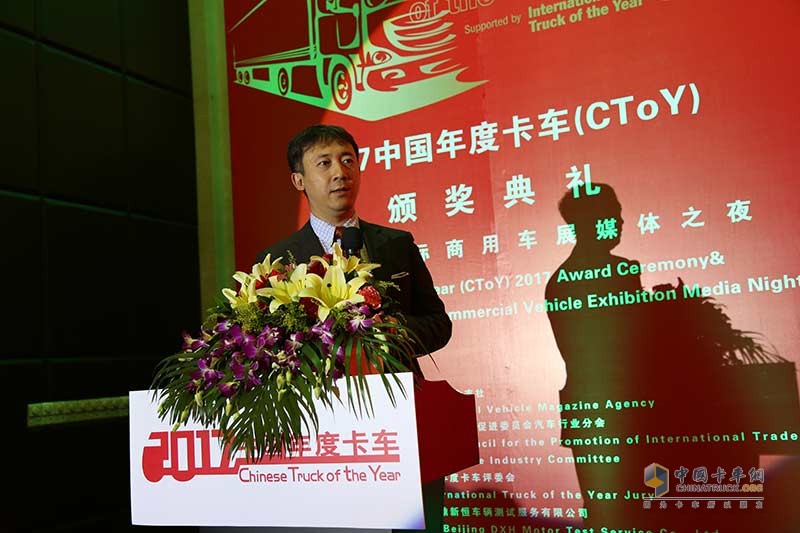 歐曼EST獲2017年度超級卡車獎