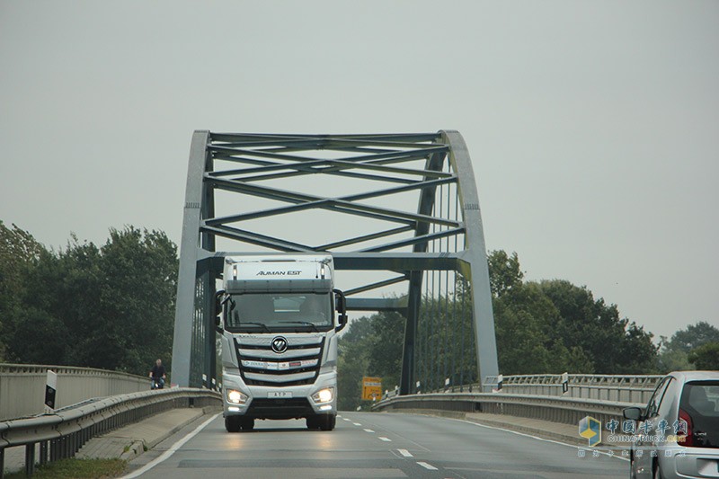 歐曼EST超級(jí)卡車經(jīng)歐洲測(cè)試