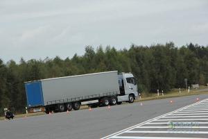 歐曼EST超級(jí)卡車經(jīng)歐洲測(cè)試