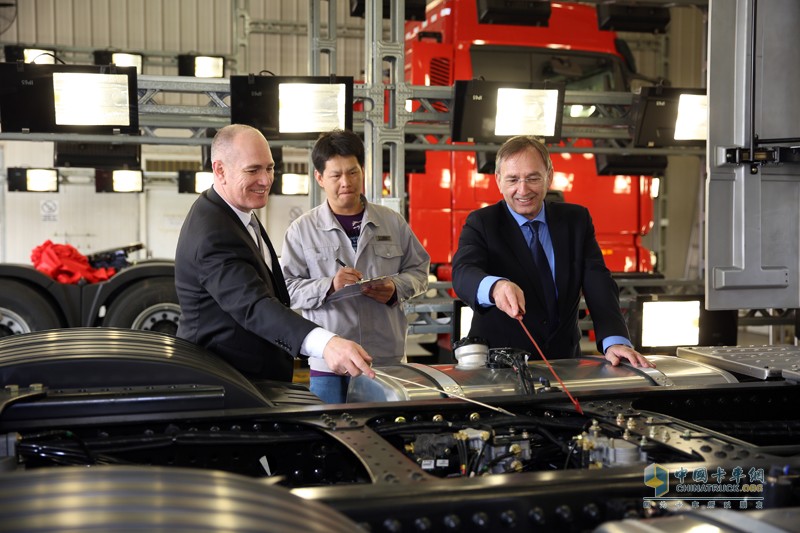 歐曼EST首臺(tái)下線 超級(jí)卡車進(jìn)入量產(chǎn)階段