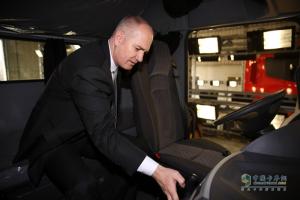 歐曼EST首臺(tái)下線 超級(jí)卡車進(jìn)入量產(chǎn)階段