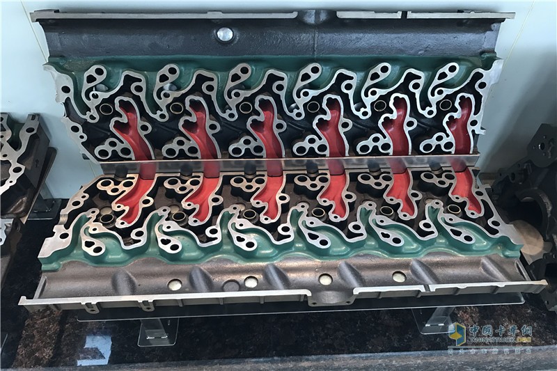 一汽錫柴發(fā)動機拆開讓你看！質量杠杠的！