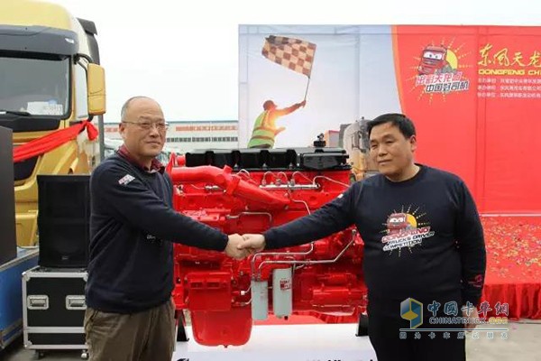 東風(fēng)康明斯ISZ國(guó)五560馬力發(fā)動(dòng)機(jī)