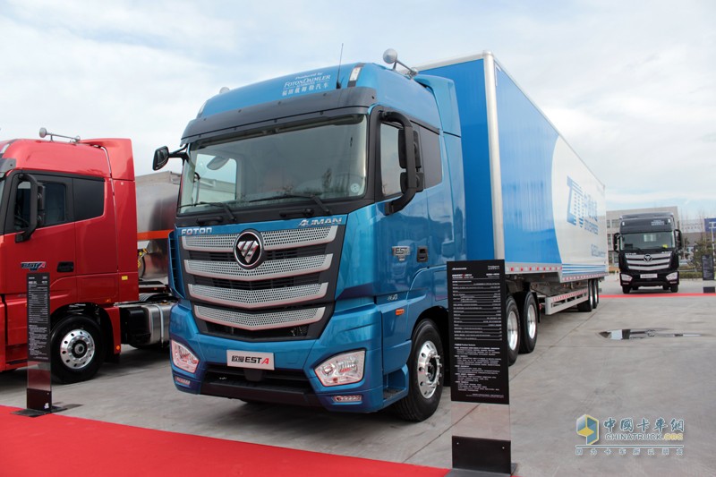 明星客戶搶“鮮”訂購(gòu)  首批千臺(tái)歐曼EST超級(jí)卡車正式投放市