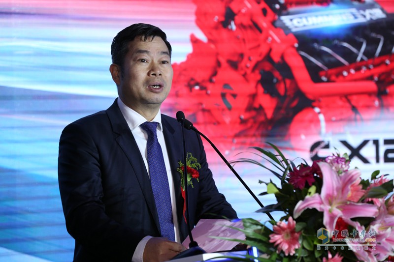 明星客戶搶“鮮”訂購(gòu)  首批千臺(tái)歐曼EST超級(jí)卡車正式投放市