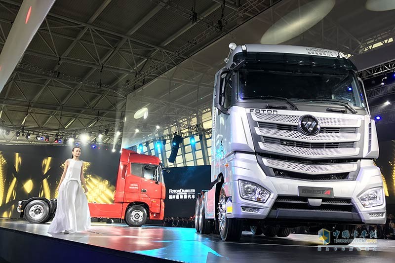 歐曼EST超級卡車登陸上海灘