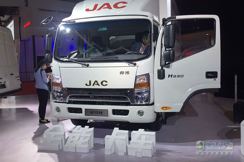 上海車展，江淮汽車展廳眾多新品與大家見面