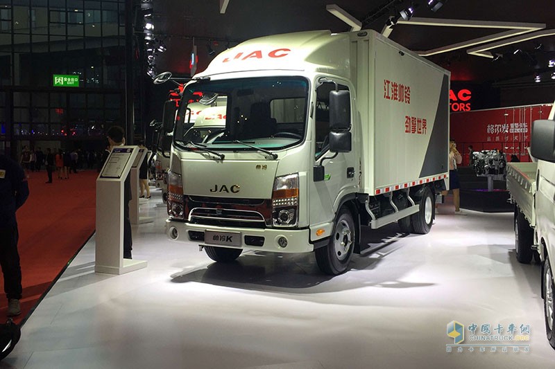 上海車展，江淮汽車展廳眾多新品與大家見面