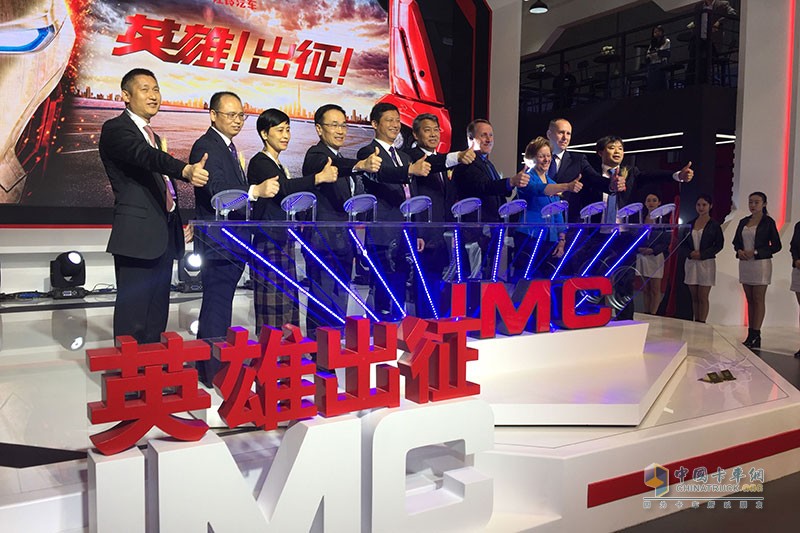 上海車(chē)展，江鈴汽車(chē)英雄出征