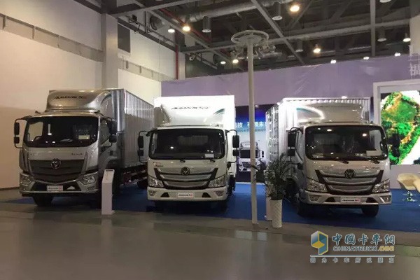 福田歐馬可超級(jí)卡車軍團(tuán)亮相杭州