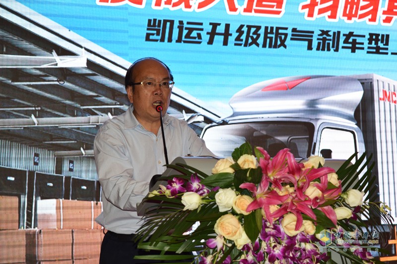 錚錚鐵骨多柔情!江鈴凱運(yùn)再升級(jí)用細(xì)節(jié)打動(dòng)用戶