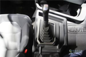 江鈴重汽 威龍重卡 365馬力 4X2牽引車