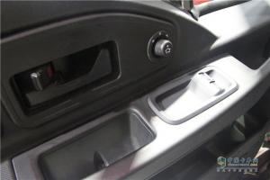 江鈴重汽 威龍重卡 420馬力 6X4牽引車