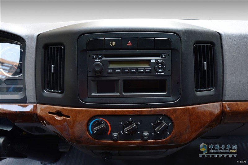 江鈴汽車 順達寬體 國五 85馬力 液制動單排載貨車