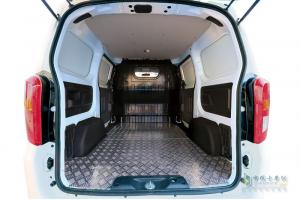 比亞迪 T3 4×2 貨箱4460mm純電動箱式貨運車