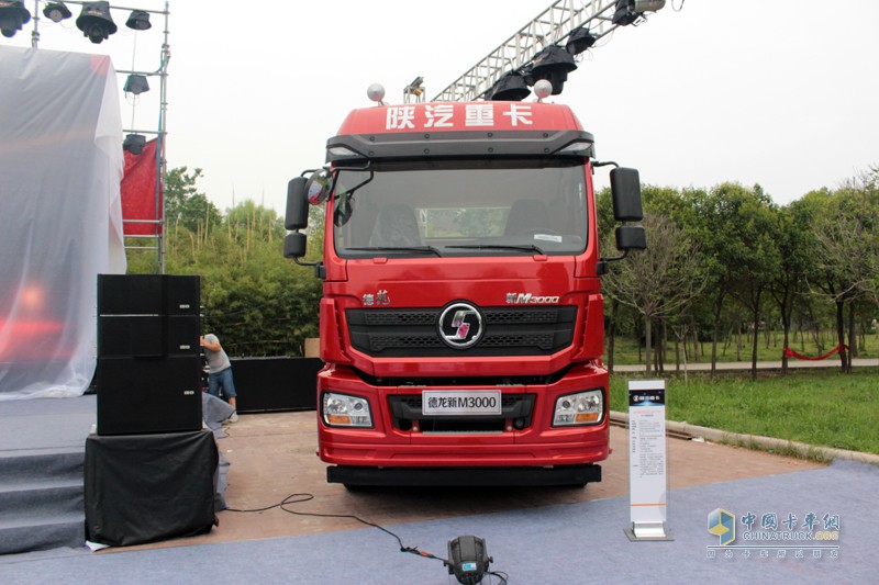 新M3000 2017款助力 陜汽重卡2017必保13萬輛