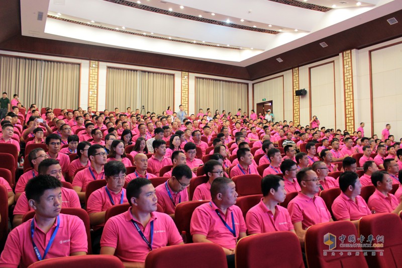 新M3000 2017款助力 陜汽重卡2017必保13萬輛