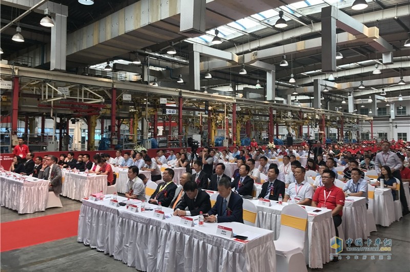 “感恩十年 聚勢(shì)未來”西安康明斯10周年慶典