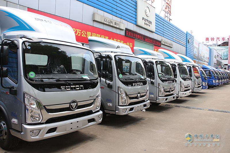 奧鈴大篷車熱襲佛山 超級卡車詮釋高效物流發(fā)展