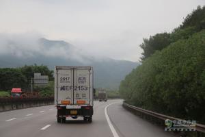 奧鈴大篷車熱襲佛山 超級卡車詮釋高效物流發(fā)展