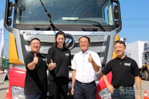 首屆2017中國(guó)高效物流卡車(chē)公開(kāi)賽在滬啟動(dòng)