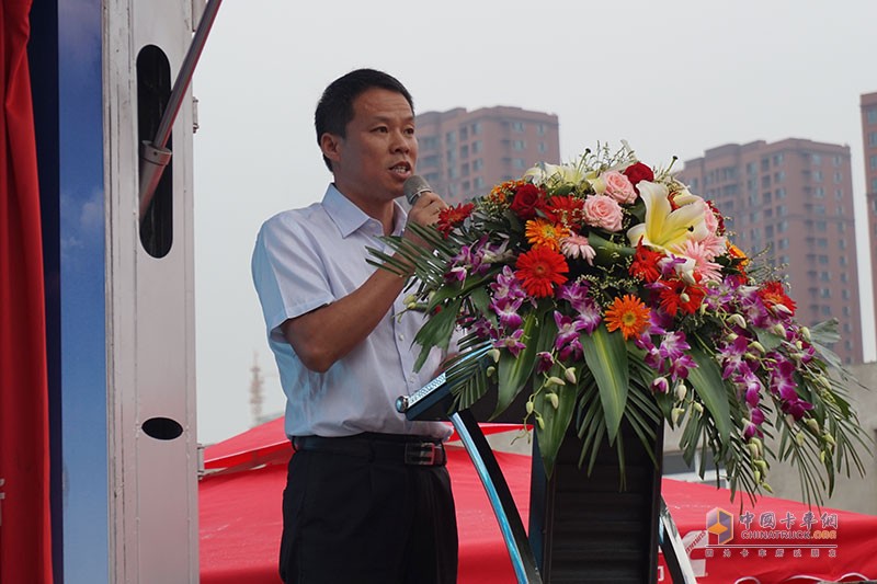 福田奧鈴品質(zhì)萬里行武漢站超級輕卡上市推介會