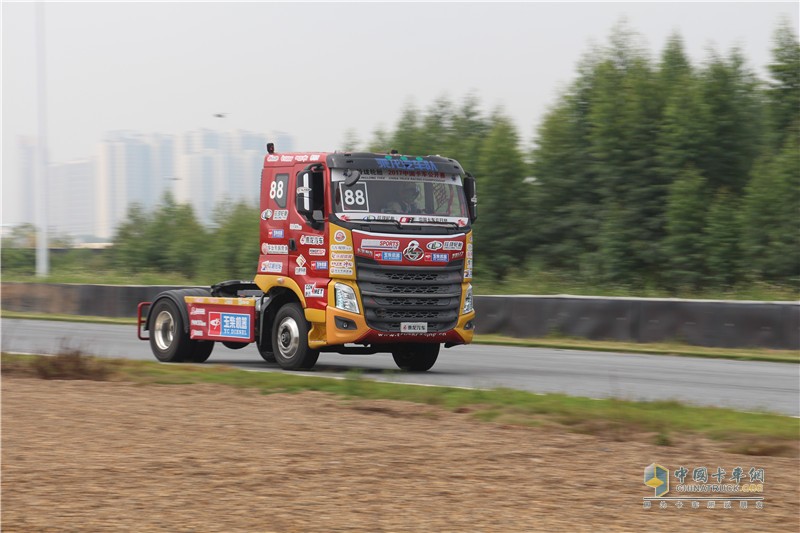 2017中國(guó)卡車(chē)公開(kāi)賽廣州站總決賽