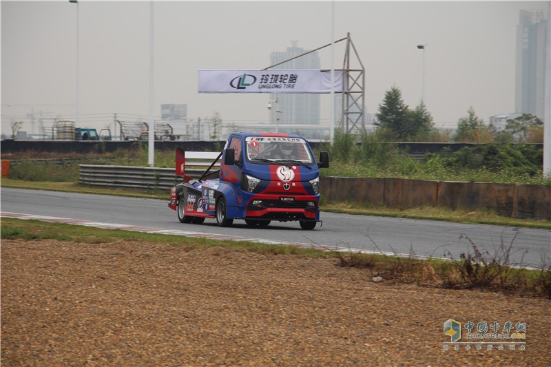 2017中國(guó)卡車(chē)公開(kāi)賽廣州站總決賽