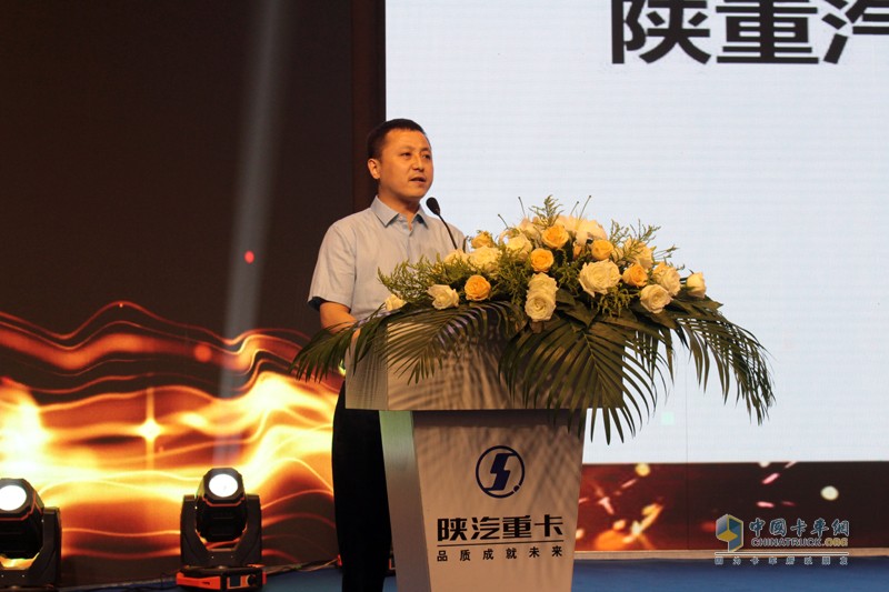 搶攻“物流之都”  德龍X3000 550馬力牽引車斬獲368輛