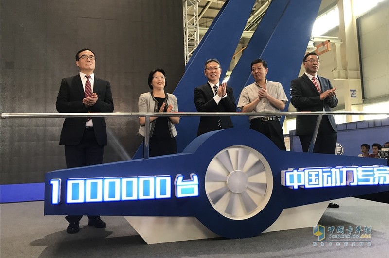 胡漢杰、王志才等大咖現(xiàn)身錫柴74載全球用戶盛典